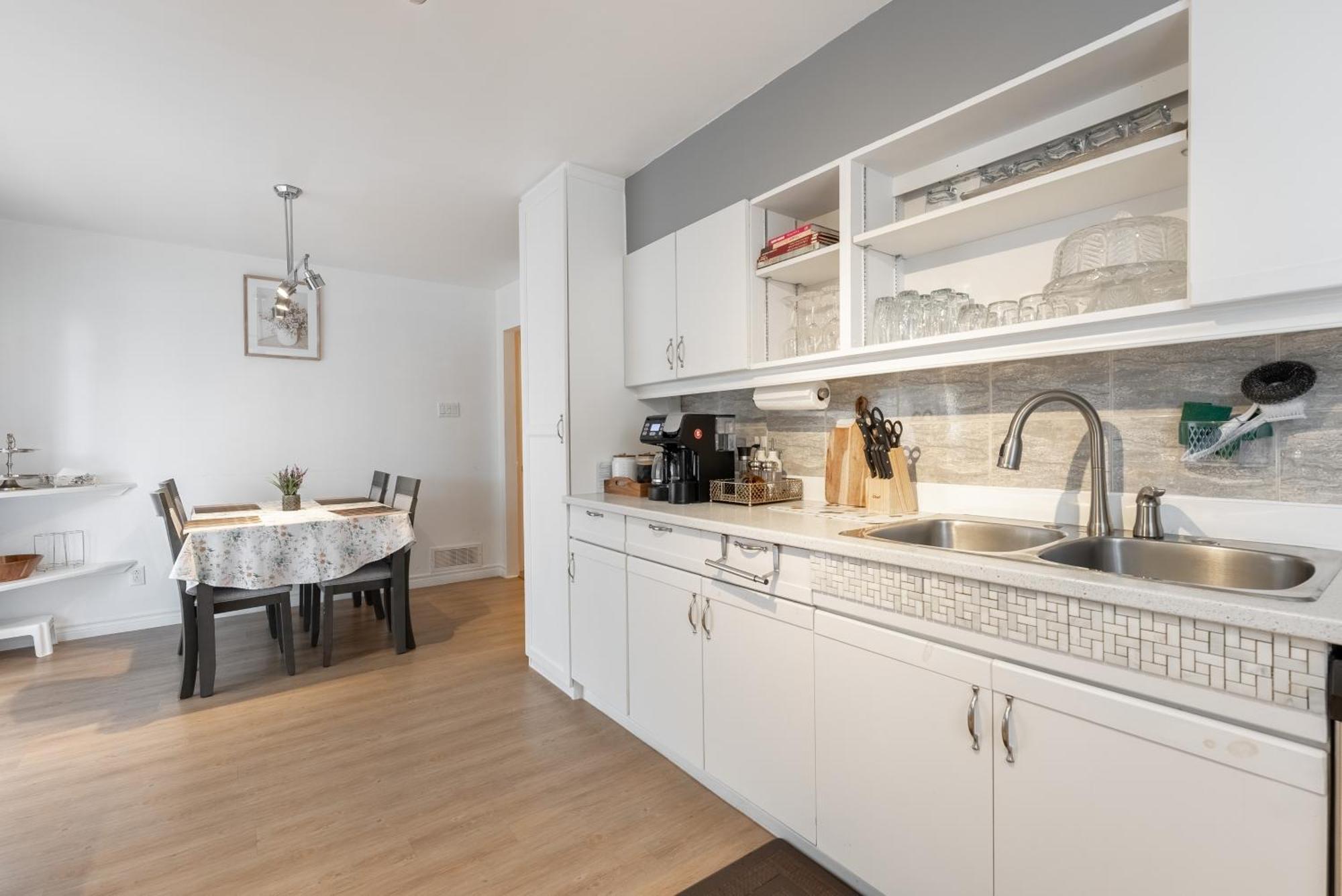 Comfortable Spacious House With Parking Brossard Εξωτερικό φωτογραφία