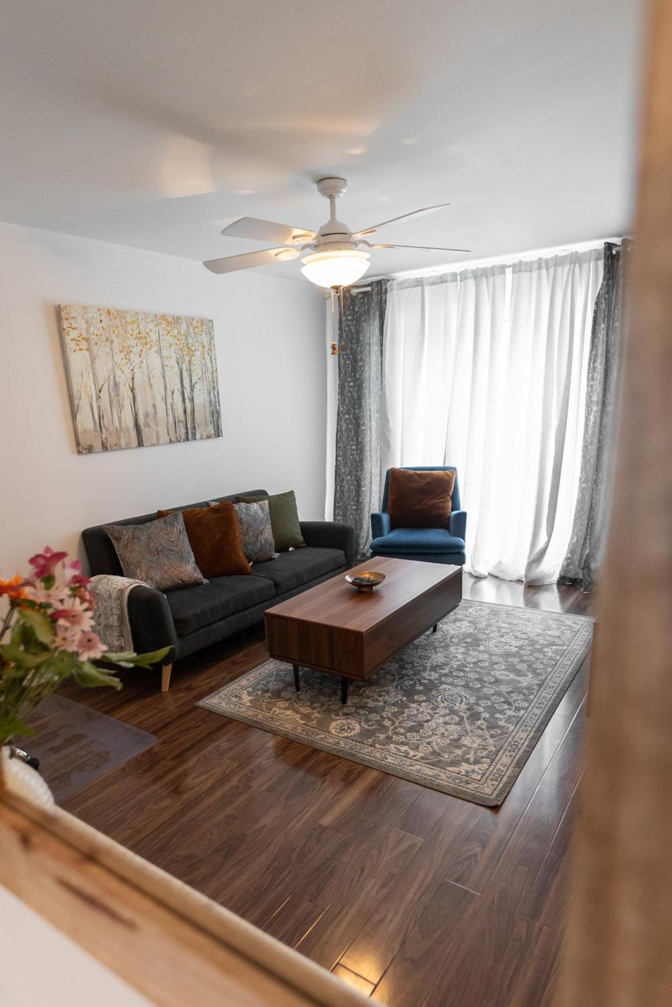 Comfortable Spacious House With Parking Brossard Εξωτερικό φωτογραφία