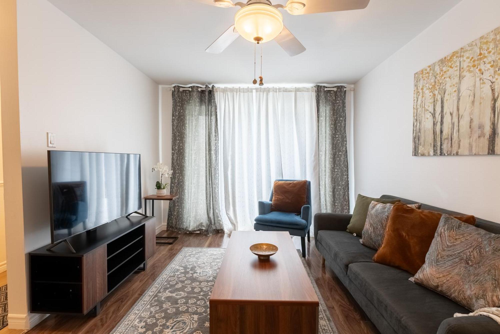 Comfortable Spacious House With Parking Brossard Εξωτερικό φωτογραφία