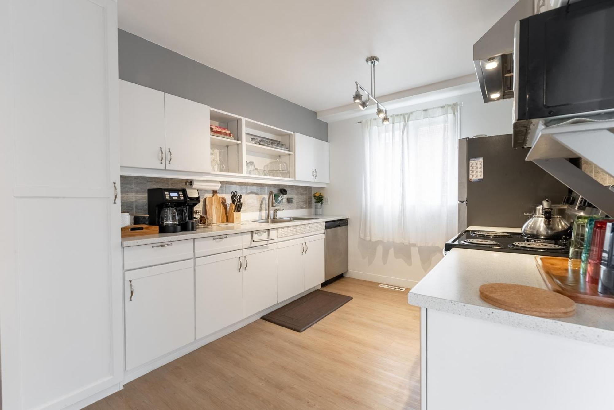 Comfortable Spacious House With Parking Brossard Εξωτερικό φωτογραφία