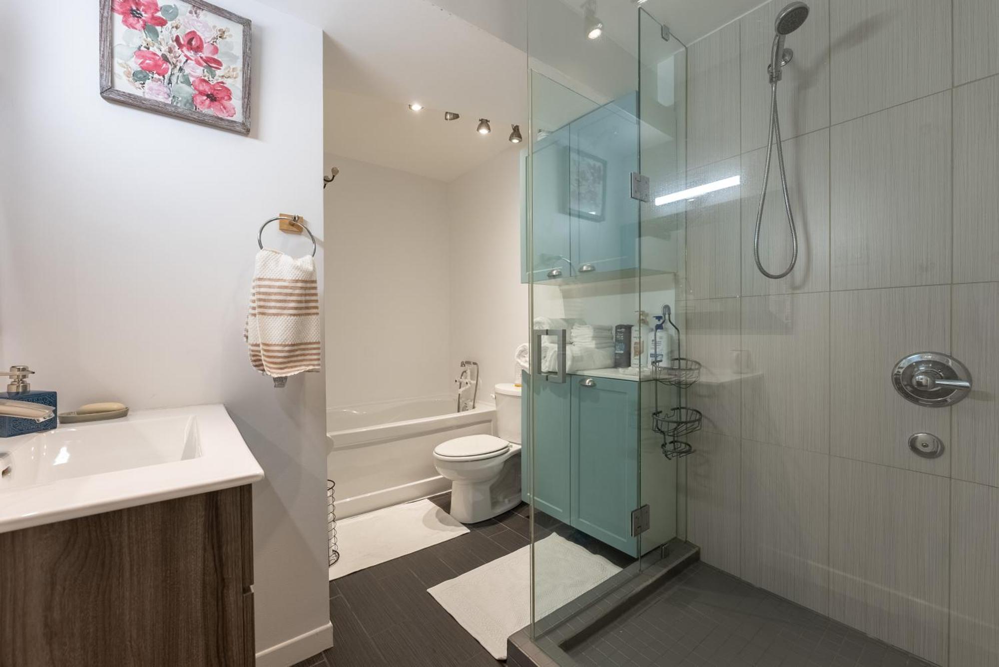 Comfortable Spacious House With Parking Brossard Εξωτερικό φωτογραφία