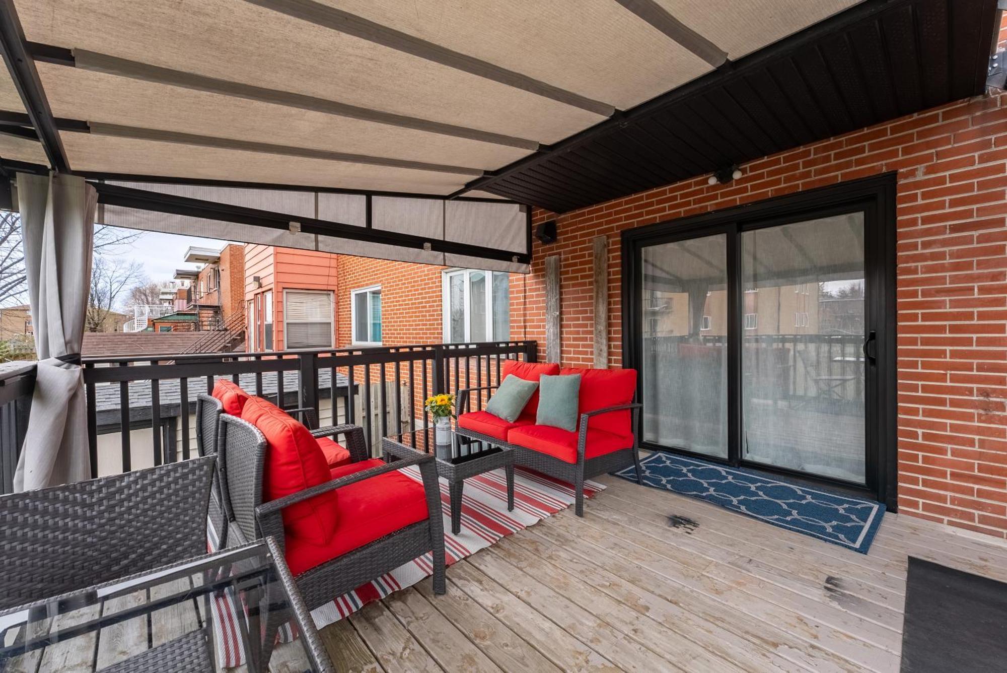 Comfortable Spacious House With Parking Brossard Εξωτερικό φωτογραφία